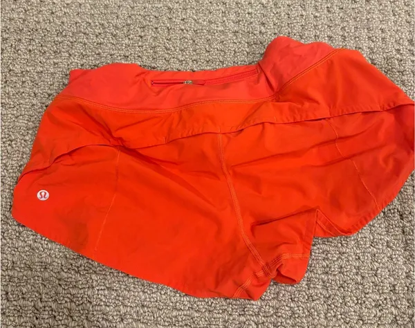 Lululemon Shorts 2.5" Speed Up Low-Rise - Image 2