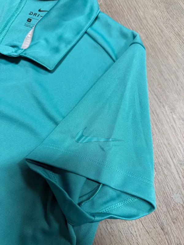 Nike golf polo shirt - Image 4