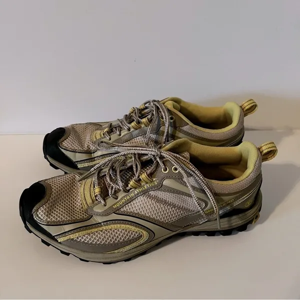 Timberland Mountain Athletics Yellow‎ Gray Hiking Shoes - Image 2
