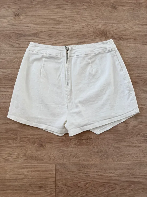 B.Original Envelope Skort - Image 2
