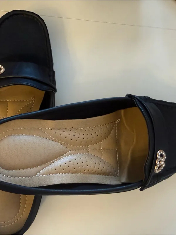 Black Women's Slip-On Loafers with Heart Rhinestone Accent - Image 2