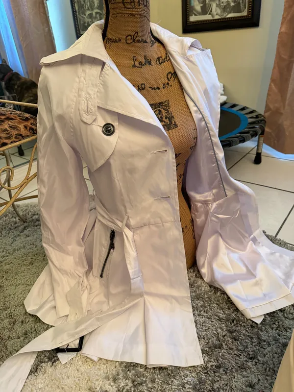 Beautiful jacket size fits XS/S 🩷 White - Image 7