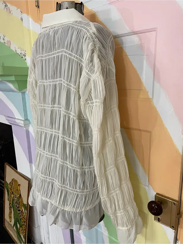 SNDYS La Louisiane Shirred Sheer Flare Sleeve Cream Button Front Top Sz M 💛🎀 - Image 9