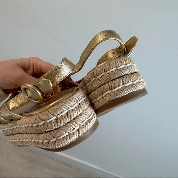 Prada Strappy Gold Leather Platform Espadrilles‎ Size 37.5 - Image 7