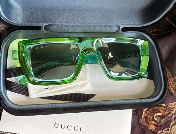Authentic Gucci 51mm Emerald Green Acetate Sunglasses UNISEX - Image 3