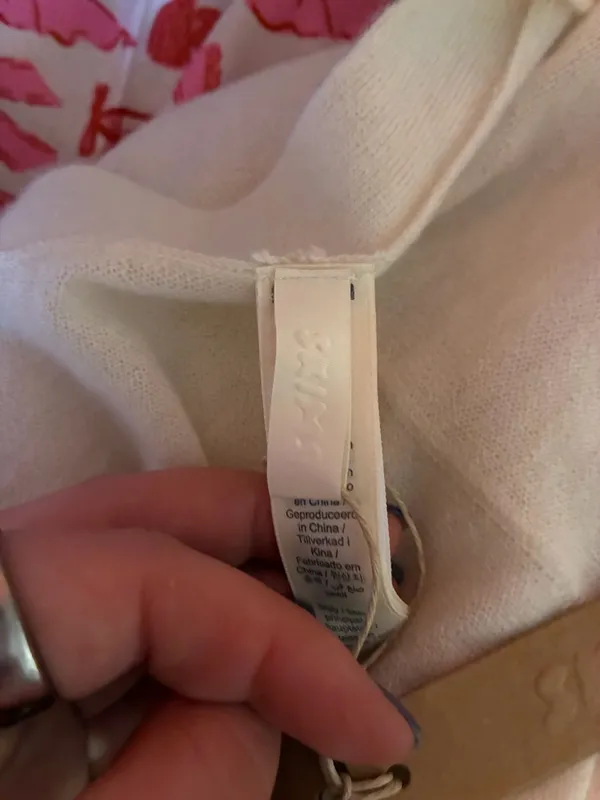 SKIMS Featherweight Cashmere Cardigan - Image 3