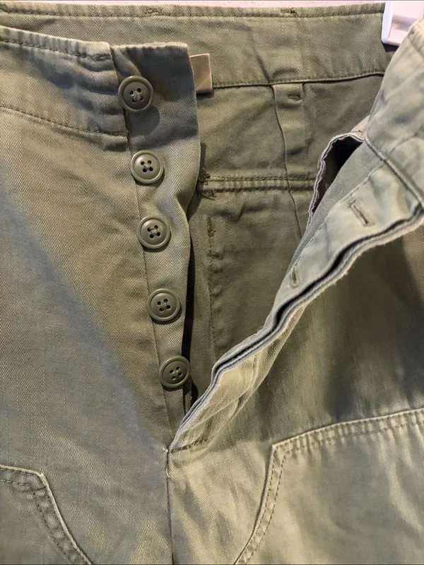 Universal Thread Green Cargo Pants with Button Fly - Image 3