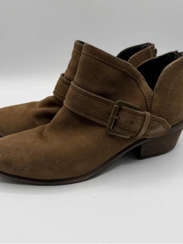 Steve Madden Alanza Olive Suede Ankle Boots Womens 6 Western Buckle Moto - Image 3