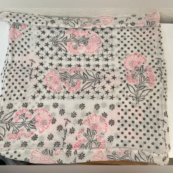 Free‎ People Cream Shoulder Tote with Pink Floral Accents - Image 6