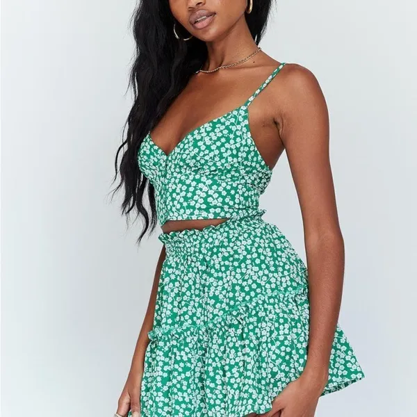 ✨ Princess Polly Shah Green Mini Skirt ✨ - Image 6