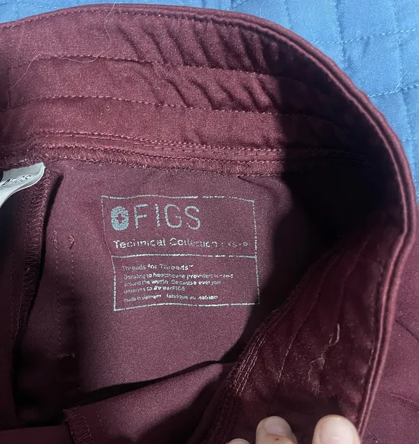 FIGS Joggers Scrub - Image 2