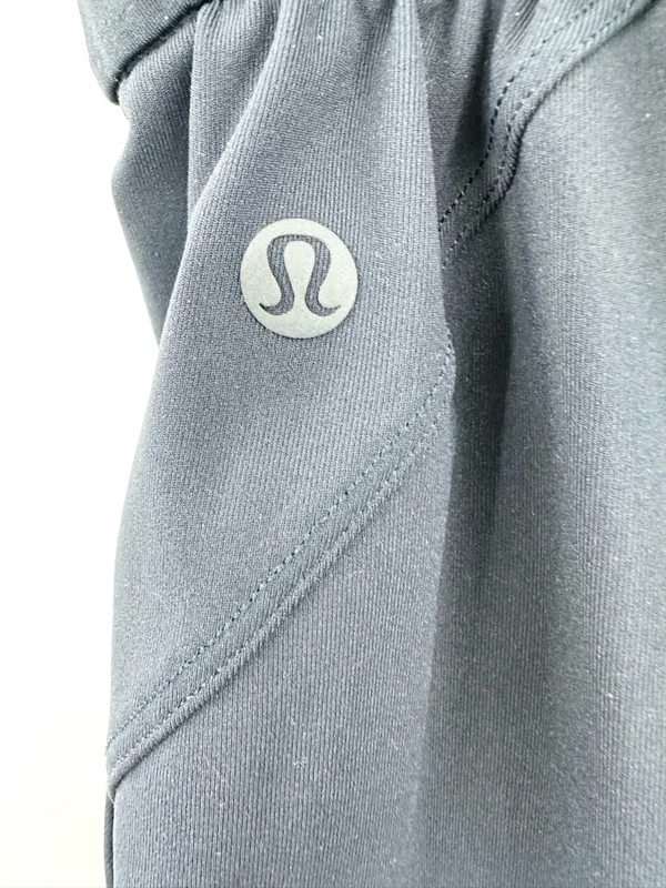 Lululemon Women's On The Fly‎ Pant Navy Blue Size 4 - Image 3