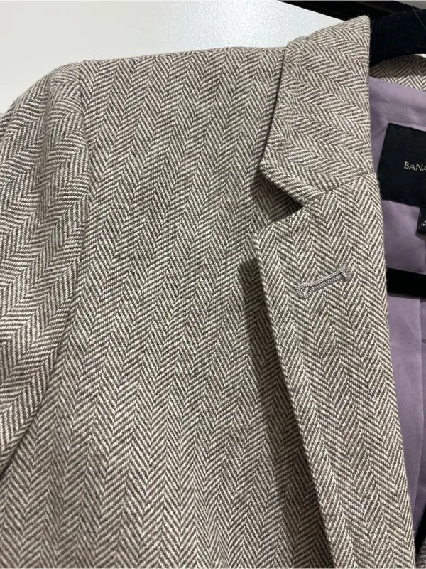 Banana Republic Women's Herringbone Blazer - Light Brown Tweed Herringbone - Image 4