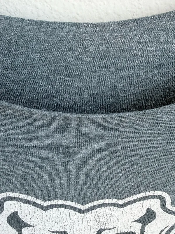 Butler University Bulldogs Off-Shoulder T-Shirt Gray College Tee - Image 4