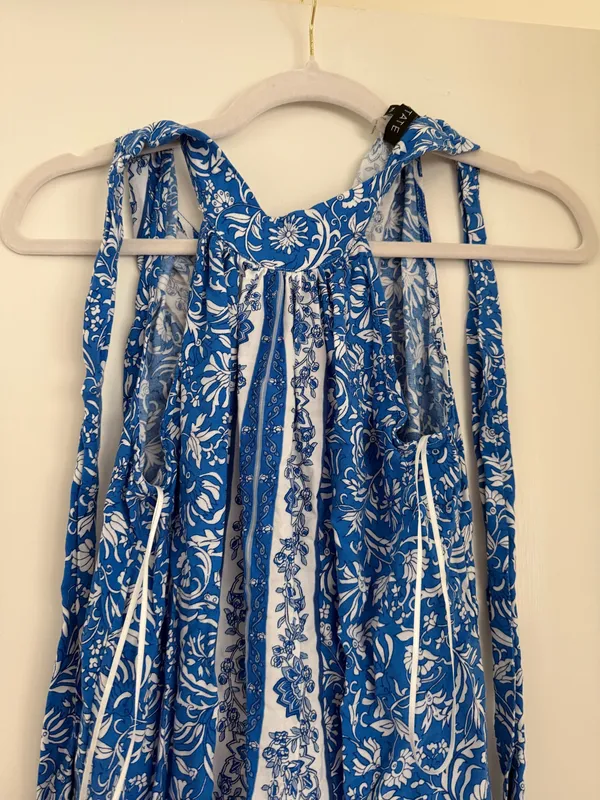 Boutique Maxi Dress Blue Design - Image 4