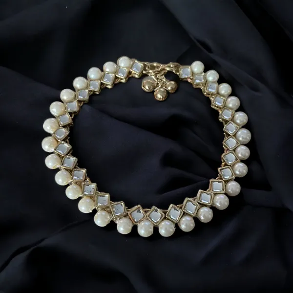 Vinthae RJ Signed Pearl Anklet Gold - Image 2