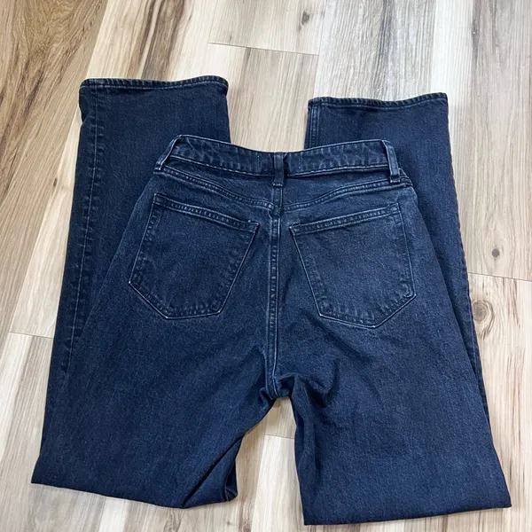 Abercrombie & Fitch black high rise curve love relaxed Jeans size 2R/26 - Image 4