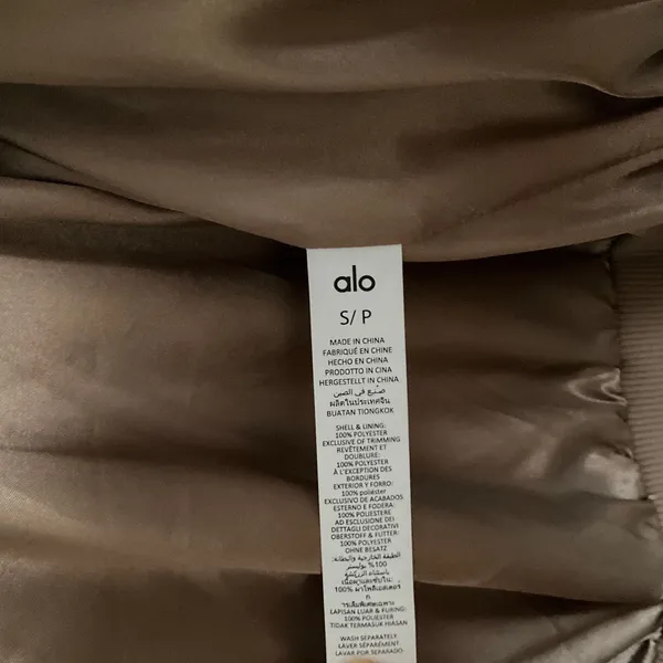 Alo Yoga Faux Fur Foxy Jacket Toasted Almond S - Image 10