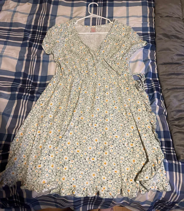 Sun dress Size L - Image 4