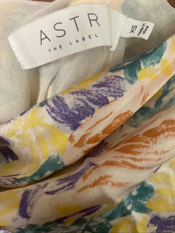 Astr The Label Gaia Floral Midi Flowy Strappy Sleeveless Slit Lined Dress XS - Image 3