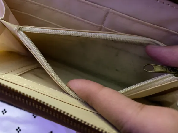 Unionbay Wallet - Image 5