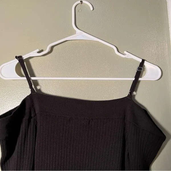 Forever 21 Women's Size Large Cold‎ Shoulder Sweater Black Ribbed Off Shoulder - Image 7