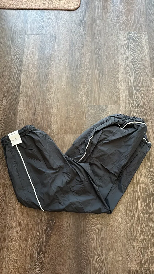 Nike Girls Track Pants  - Image 4