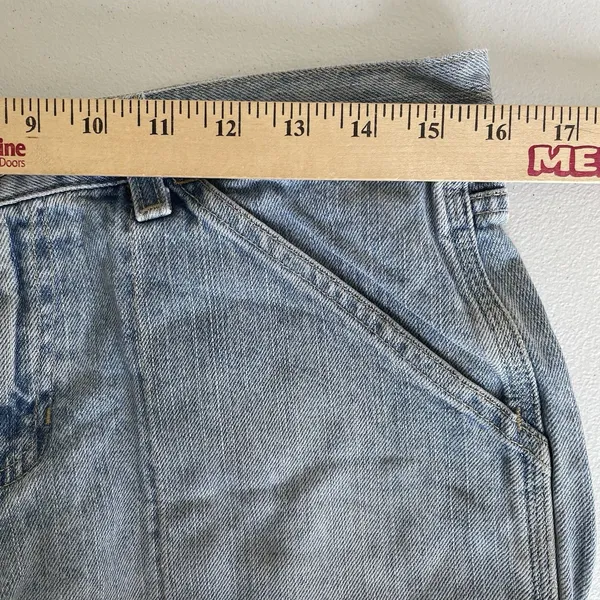 Tommy Hilfiger Vintage 1990's Cargo Denim Shorts Light Blue 100% Cotton Size 6 - Image 10
