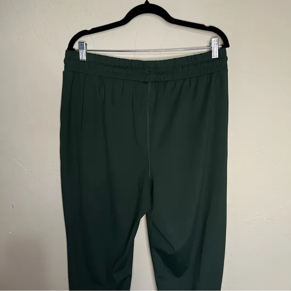 YITTY Ultra Luxe High Waist Everpine Green Jogger Athleisure‎ Pants - Image 15