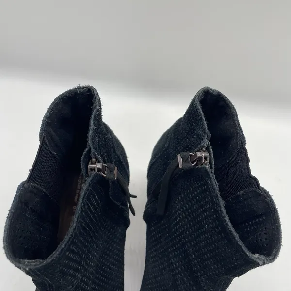 Toms Womens 9 Booties Majorca Peep Toe Perforated Black Suede‎ Ankle Boots - Image 12