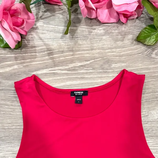 Express Red Feminine Baddie Racerback Thong Bodysuit Size Large - Image 3
