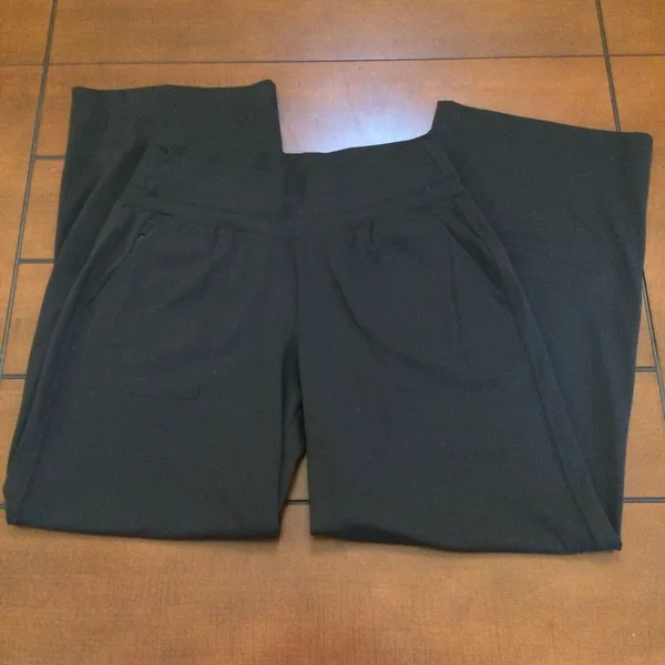 Athleta wide leg tech pants large black women’s - Image 4