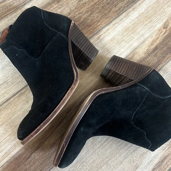 Lucky brand black leather booties - Image 4