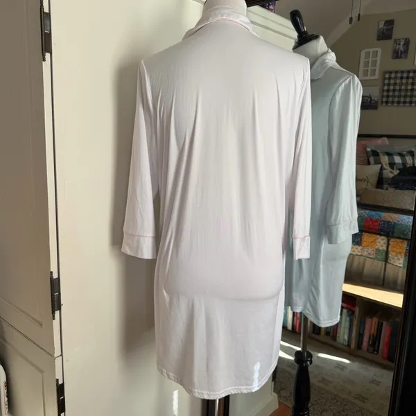 Rae Dunn Medium White Bride Sleep Shirt - Image 4