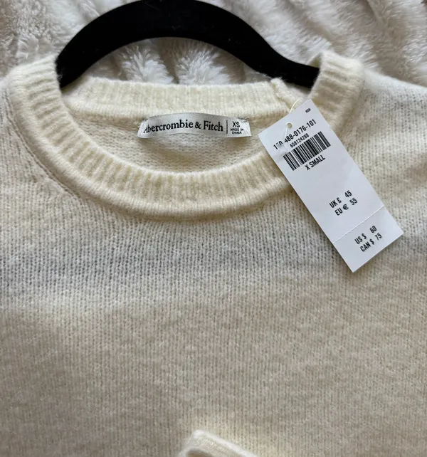 Abercrombie Sweater - Image 2