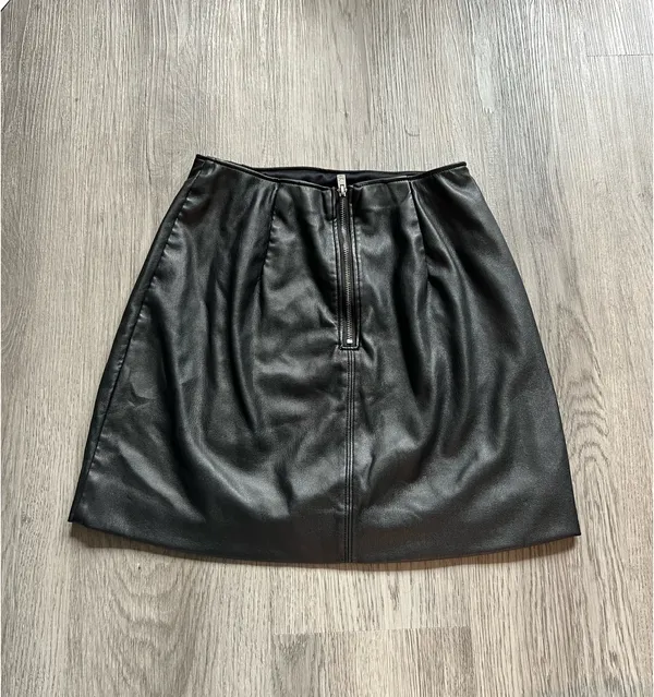 Hollister Leather High Rise Mini Skirt Size XS - Image 2