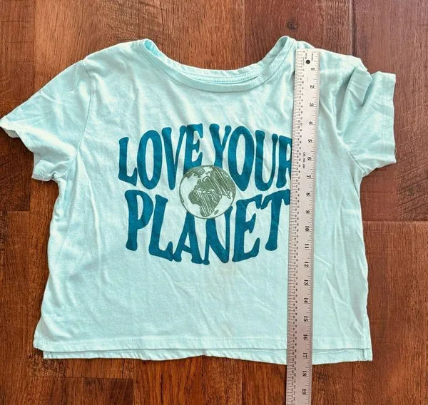 FREEZE Love Your Planet graphic tee shirt, size L - Image 4