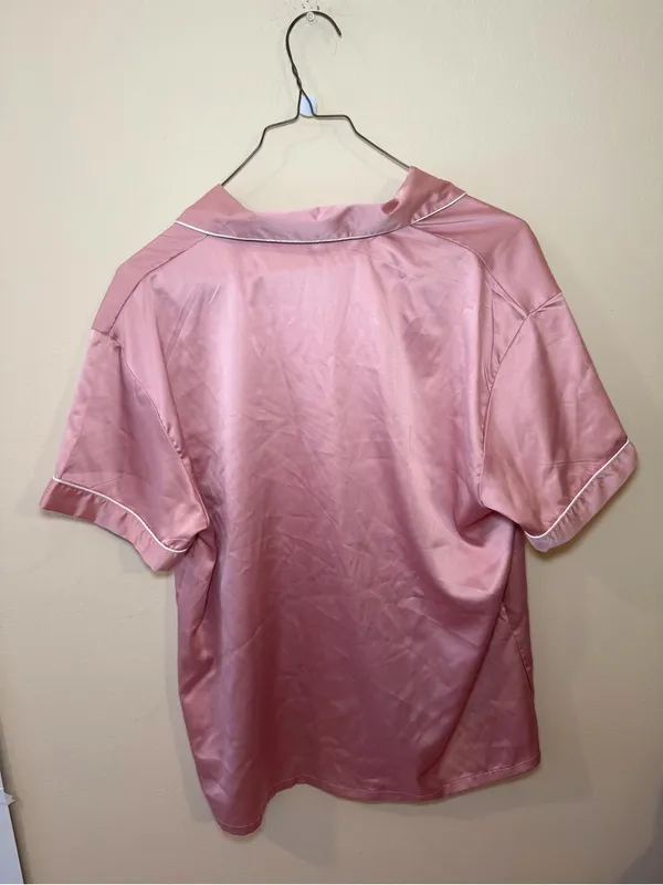 Classic Pink Short-Sleeve Satin Pajama Top with White Piping - Image 3
