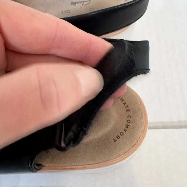 Clarks Black Leather Strappy Wedge Sandals Womens 10 Comfort Shoes Beachy Summer - Image 4