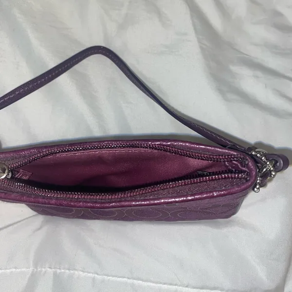 Coach Vintage  Wristlet - Image 3
