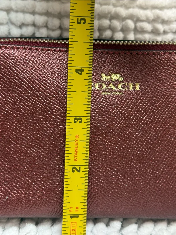 Coach Metallic Cherry Leather Cosmetic Case Makeup Bag Zip Pouch F23332 - Image 13