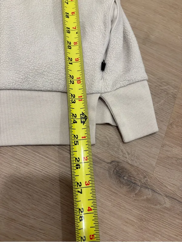 Alo Yoga Haze Funnel Neck Sweatshirt Size Medium - Image 10