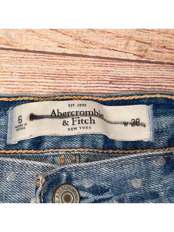 Abercrombie & Fitch Distressed Polka Dot Denim Shorts Women’s Size 6 - Image 4