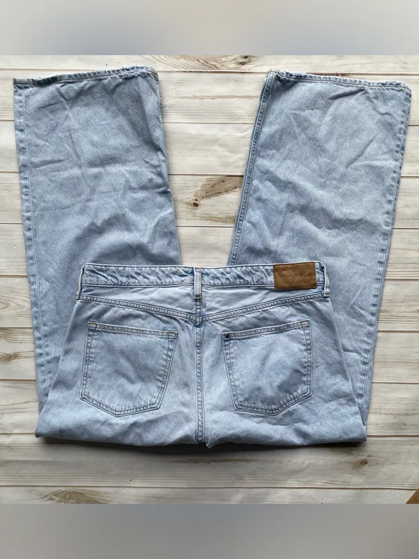 H&M baggy wide leg loose fit mid rise button fly light wash denim jeans 12 - Image 5