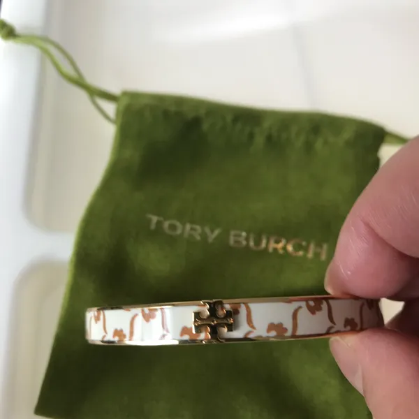 NWOT Tory Burch Gold and Cream Bracelet - Image 5