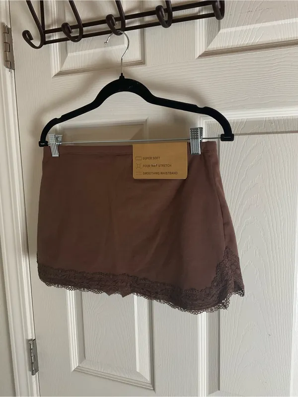 NWT Skort Chrome Riot Brown Lace Trim Skort Size M – Soft & Stretchy - Image 6