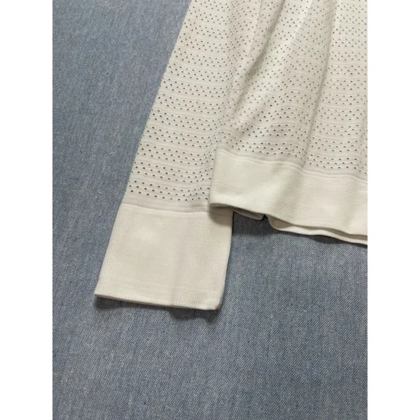 Lululemon Swiftly Breathe Long Sleeve Squad Size 8 White - Image 6