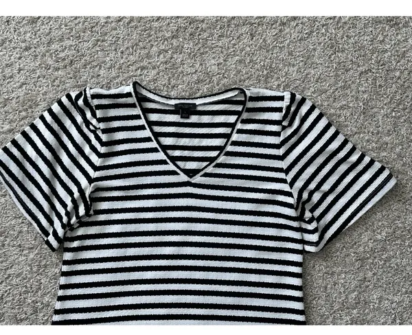 Ann Taylor Sz S Black & White Striped Knit Top Tee T-Shirt Cute!! - Image 4