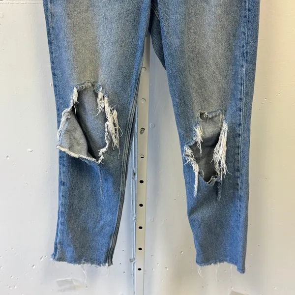 H&M Divided Womens High Waist Mom Jeans Blue Distressed Raw Hem Size 8 06116787 - Image 4