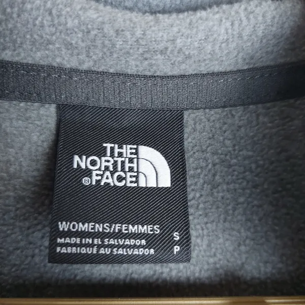 The North Face Grey Quarter-Zip Fleece Women Size Small - Image 5